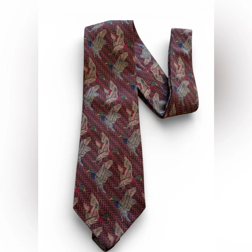 Robert Talbott‎ Best of Class Tie Flying Mallard Duck Hunting Red Silk USA